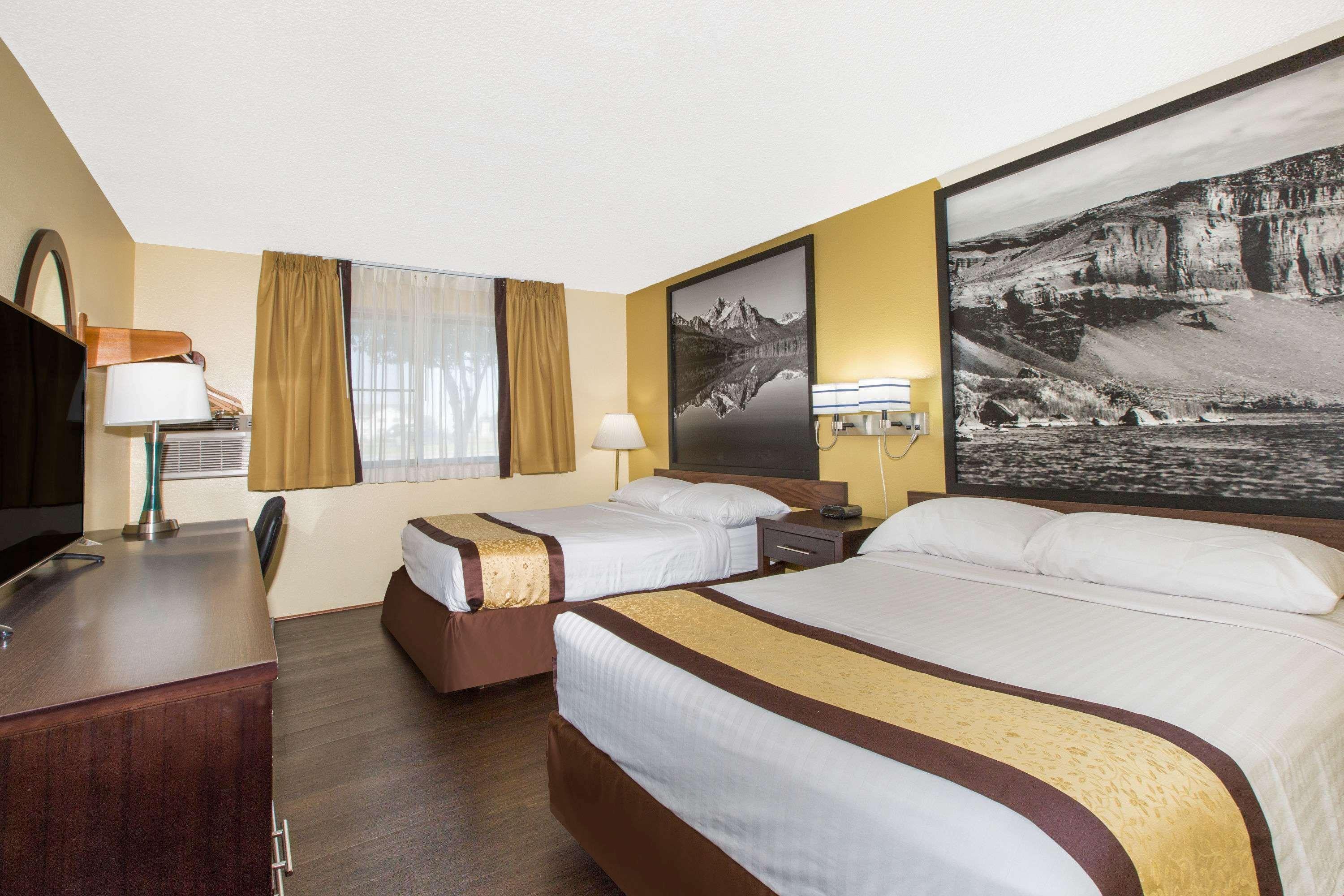 Super 8 By Wyndham Nampa Hotell Exteriör bild