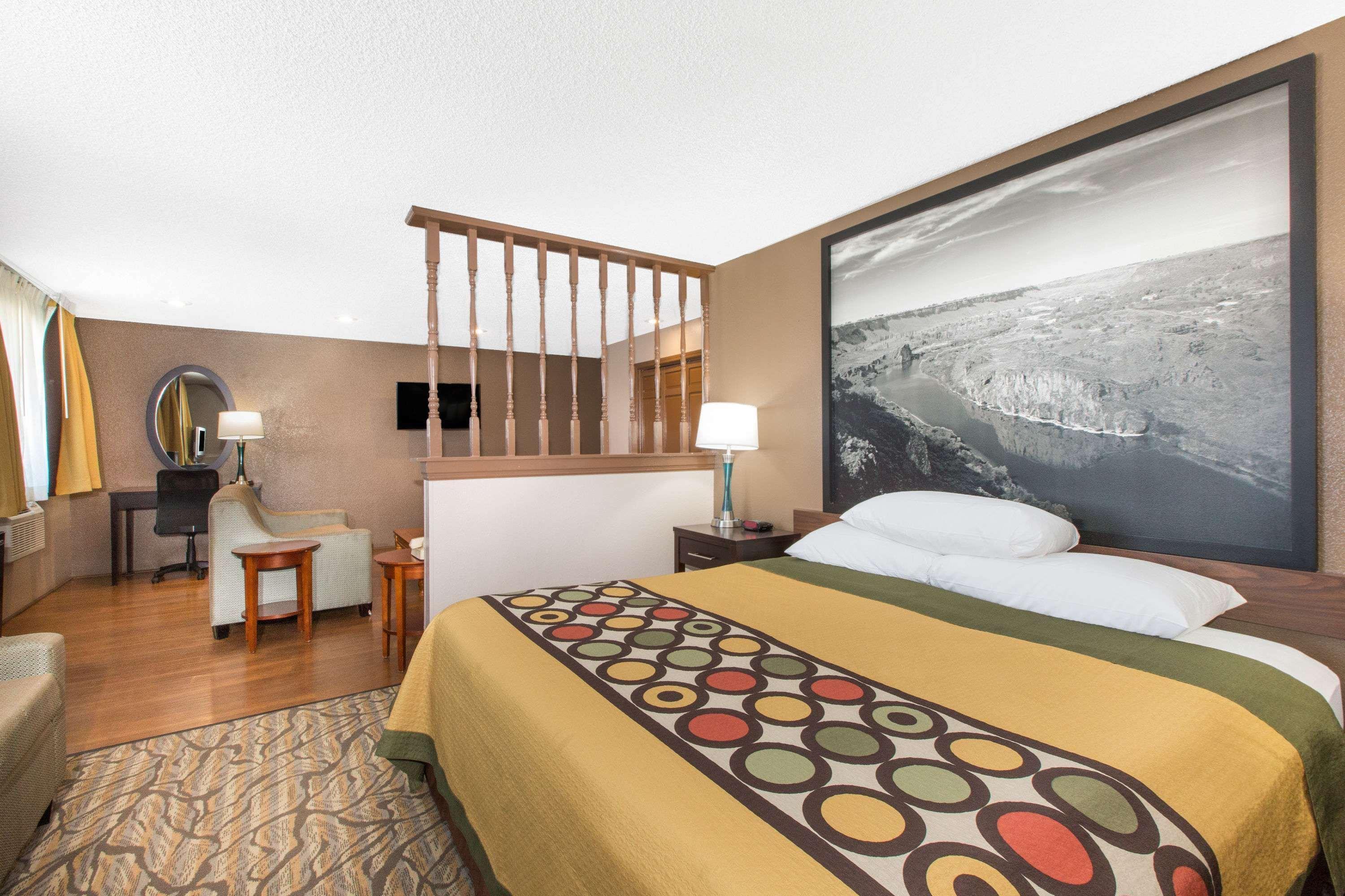 Super 8 By Wyndham Nampa Hotell Exteriör bild